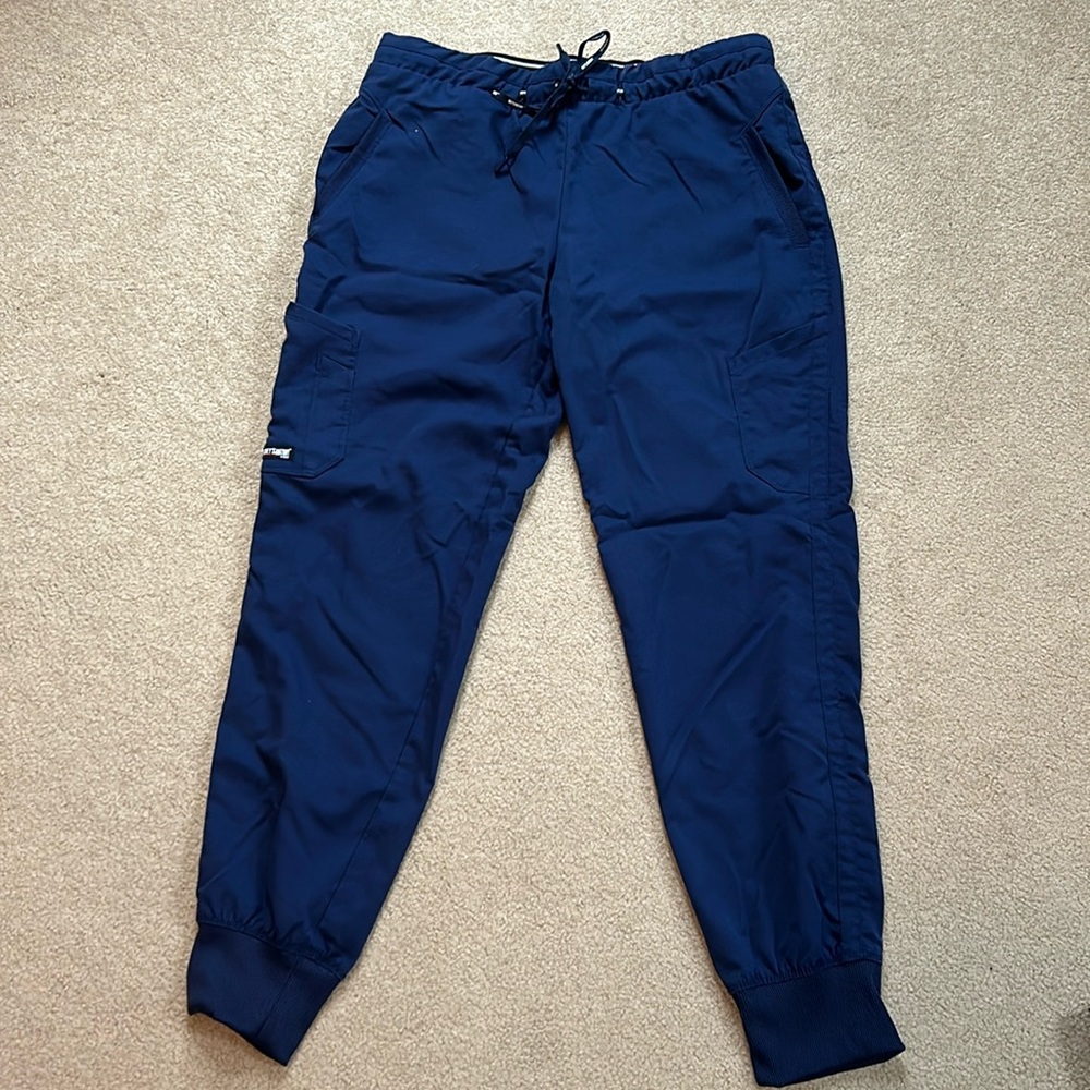 Grey’s Anatomy Women’s Multi Pocket Scrub Jogger Pant in Navy
